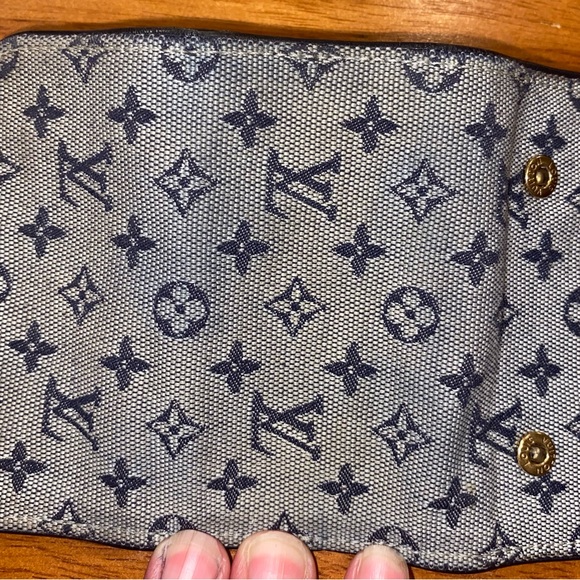 Louis Vuitton navy four key holder, leather, and canvas LV  classic monogram - Picture 3 of 11